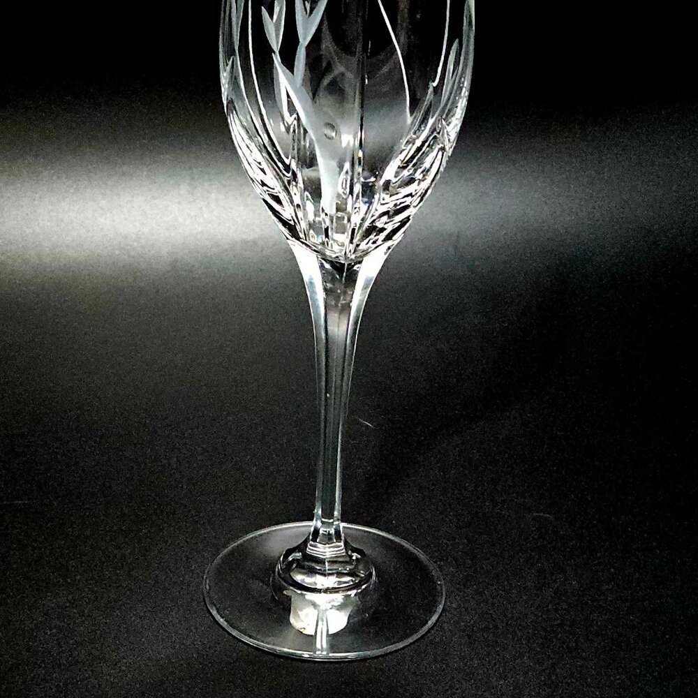 2 Mikasa Calla Lily Wine Glass 8.5" frosted cut crystal floral sculpted stem - Picture 8 of 9